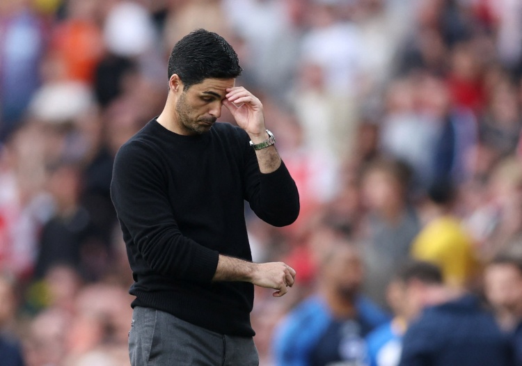  13射1正0進(jìn)球&落后榜首10分！摩根：沒有前鋒毀掉了阿森納的賽季