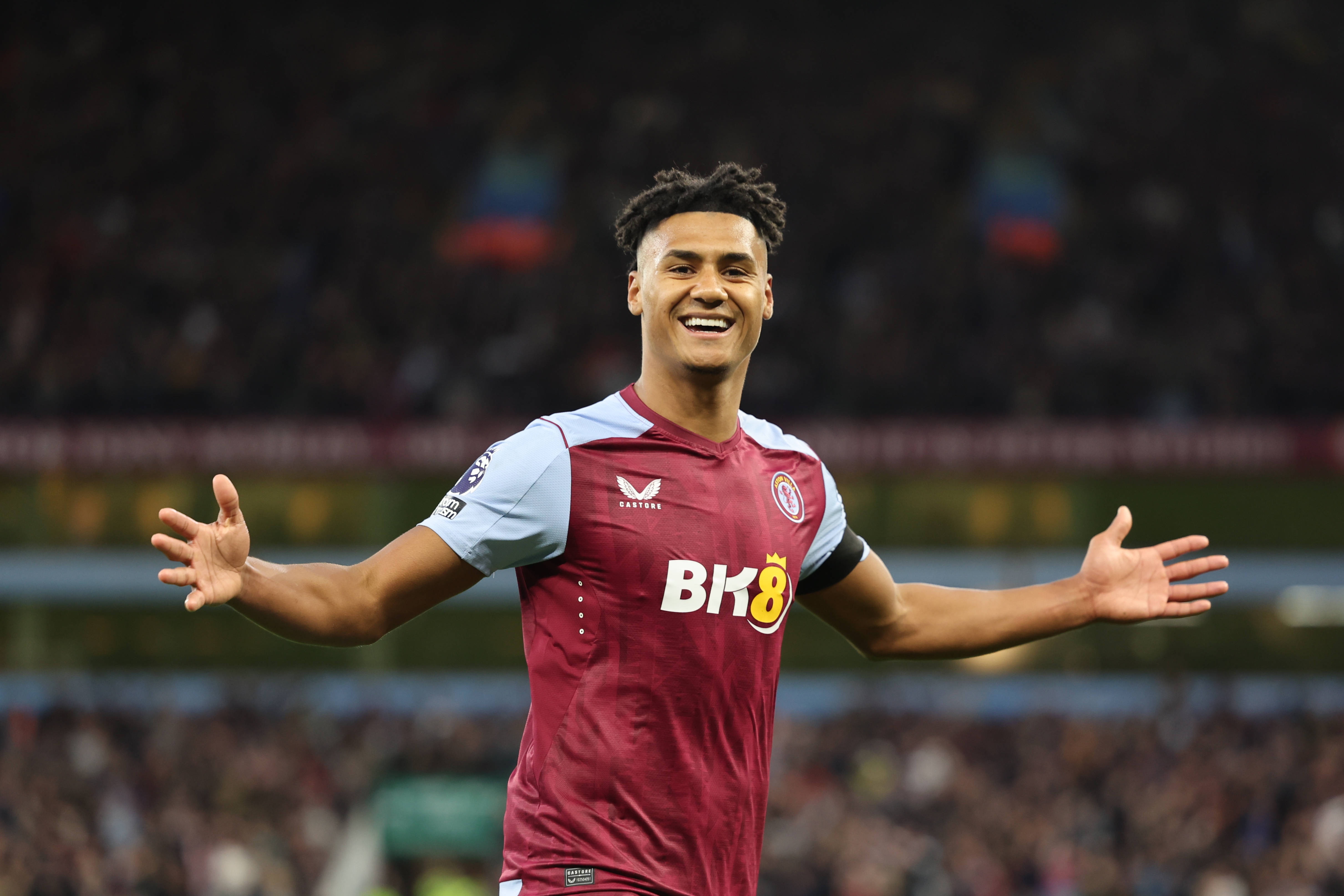  沃特金斯：埃梅里對(duì)我們要求很高 相信未來(lái)我會(huì)得到更多機(jī)會(huì)