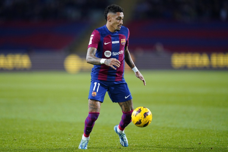  24球13助攻！拉菲尼亞本賽季35場造37球，五大聯(lián)賽僅次于薩拉赫