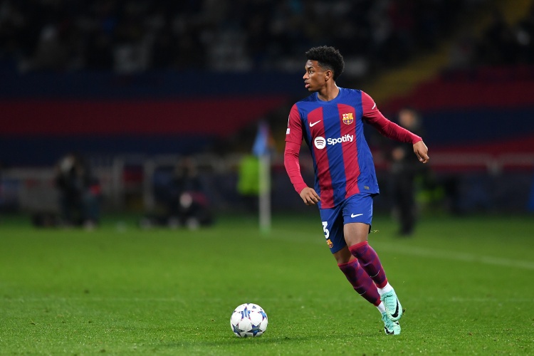  世體：巴爾德左腳踝受傷將接受檢查，能否出戰(zhàn)奧薩蘇納存疑