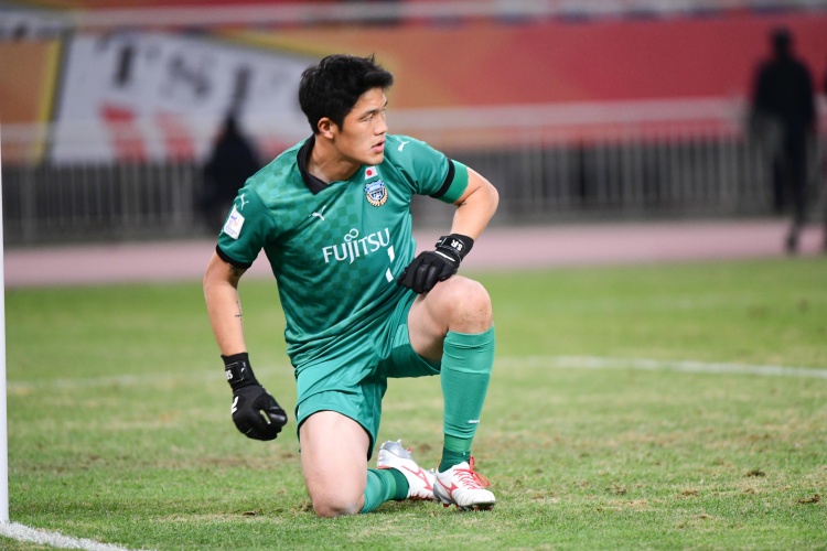  川崎前鋒官方：門將鄭成龍無證駕車，對其禁賽1場