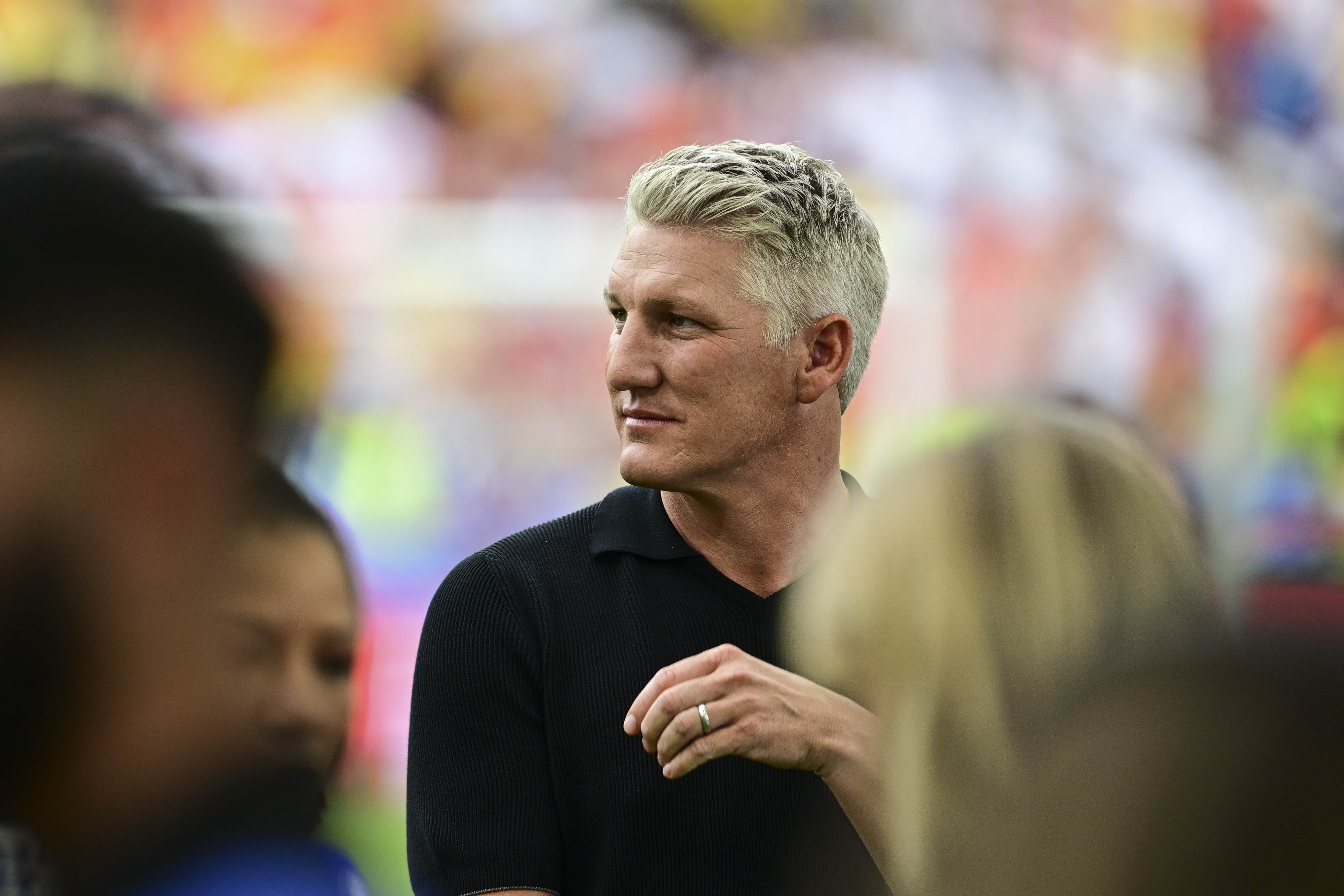  小豬：藥廠應(yīng)視兩場(chǎng)失利為學(xué)習(xí)機(jī)會(huì)，拜仁vs國米是勢(shì)均力敵的對(duì)決