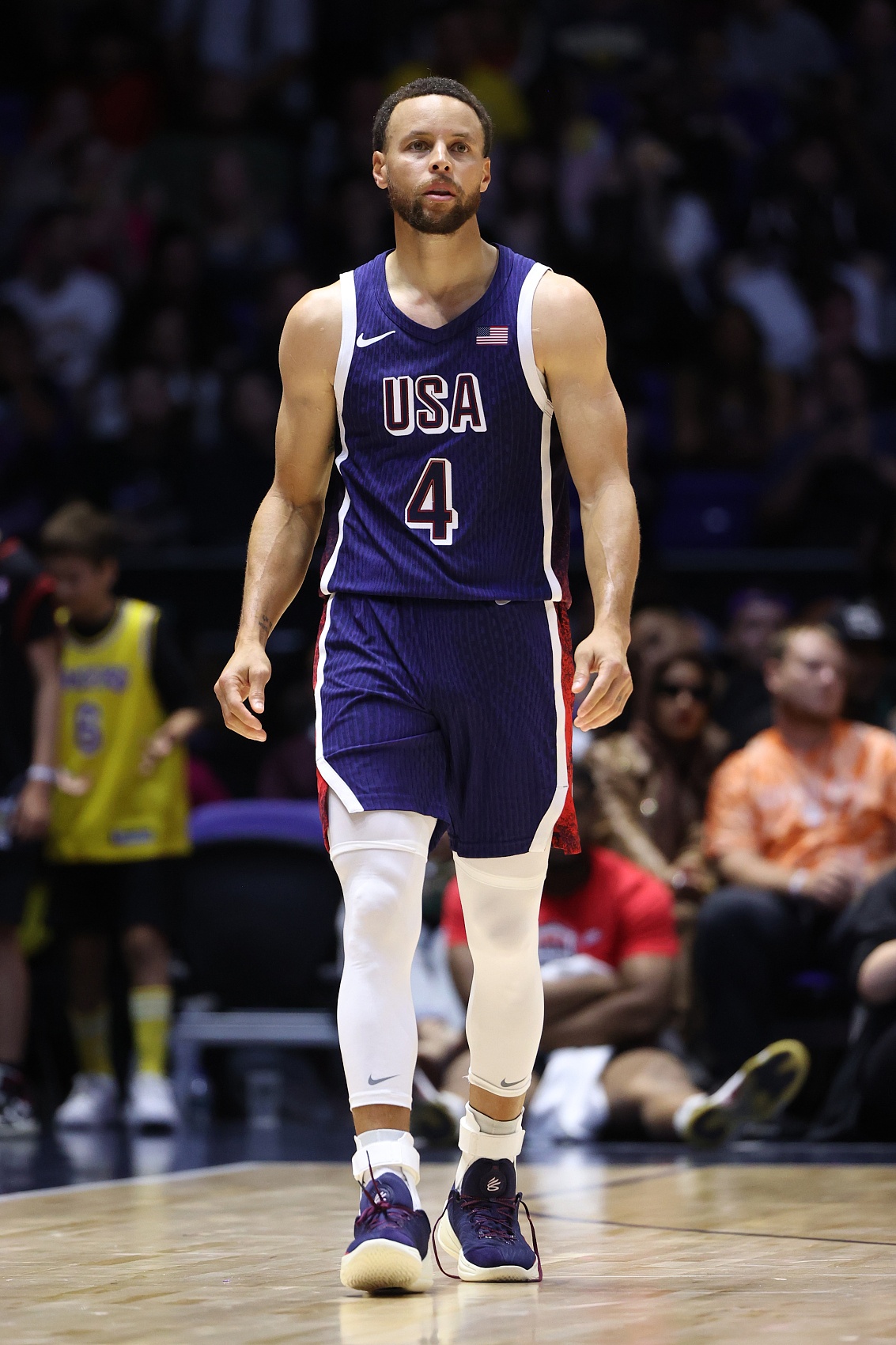  奧運奪冠后！科爾擁抱庫里：能成為你人生的一部分我他X太幸運了