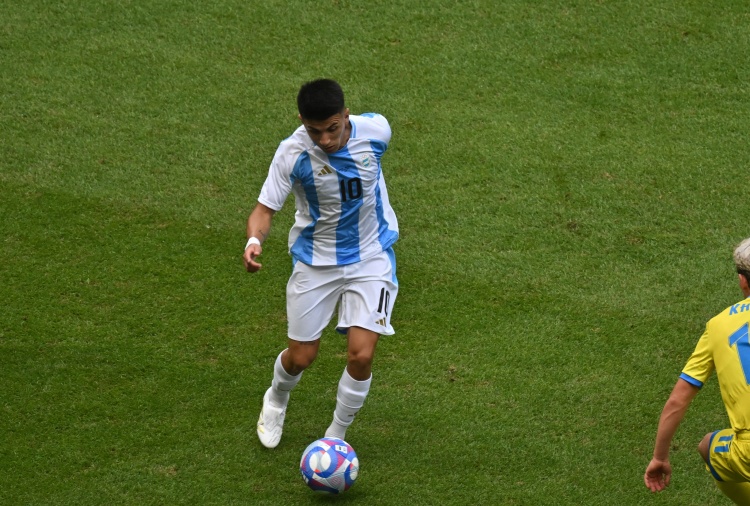  巴媒：阿爾馬達可能夏季回南美，隨博塔弗戈參加世俱杯