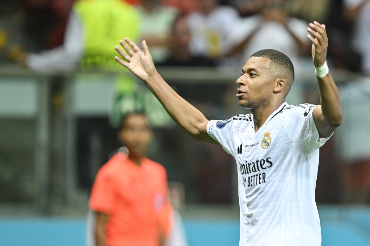  姆巴佩今年14場(chǎng)14球，位列五大聯(lián)賽球員進(jìn)球榜第2&僅次于登貝萊