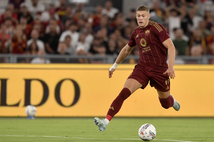  DAZN：多夫比克小腿出現(xiàn)問題，在對(duì)陣尤文賽前將接受評(píng)估