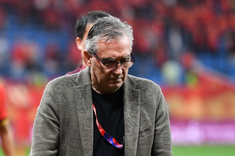  5個(gè)月前的自己！伊萬(wàn)現(xiàn)場(chǎng)觀戰(zhàn)國(guó)青，目睹體力不支主場(chǎng)被沙特絕殺