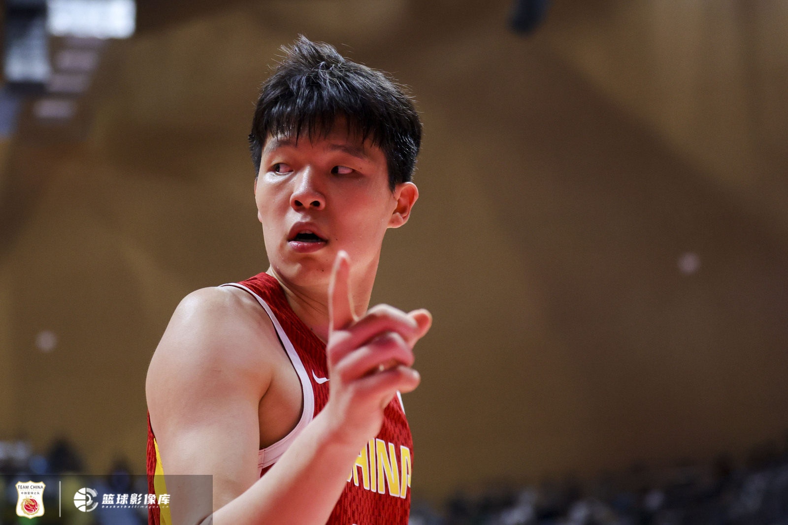  板凳末端！男籃本場(chǎng)僅楊瀚森和張寧在上半場(chǎng)未獲登場(chǎng)機(jī)會(huì)