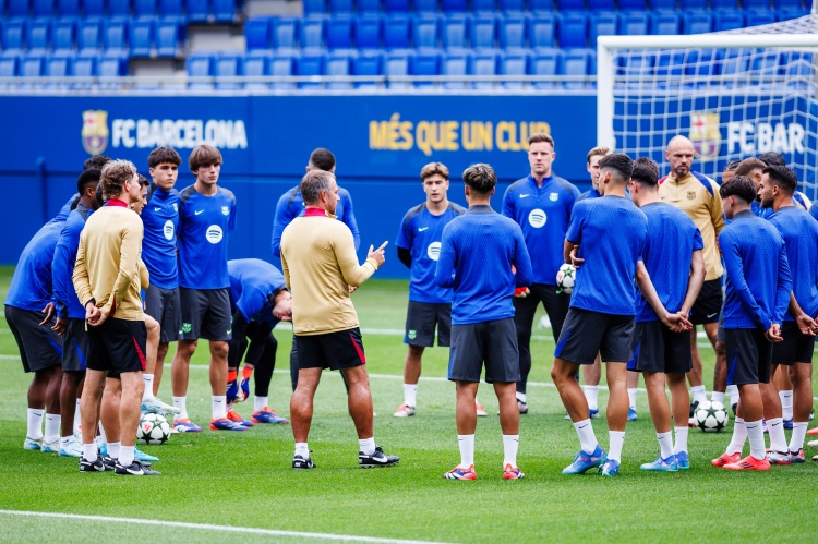 世體：巴薩今日進(jìn)行對(duì)馬競(jìng)賽前最后一練，本場(chǎng)不會(huì)進(jìn)行輪換