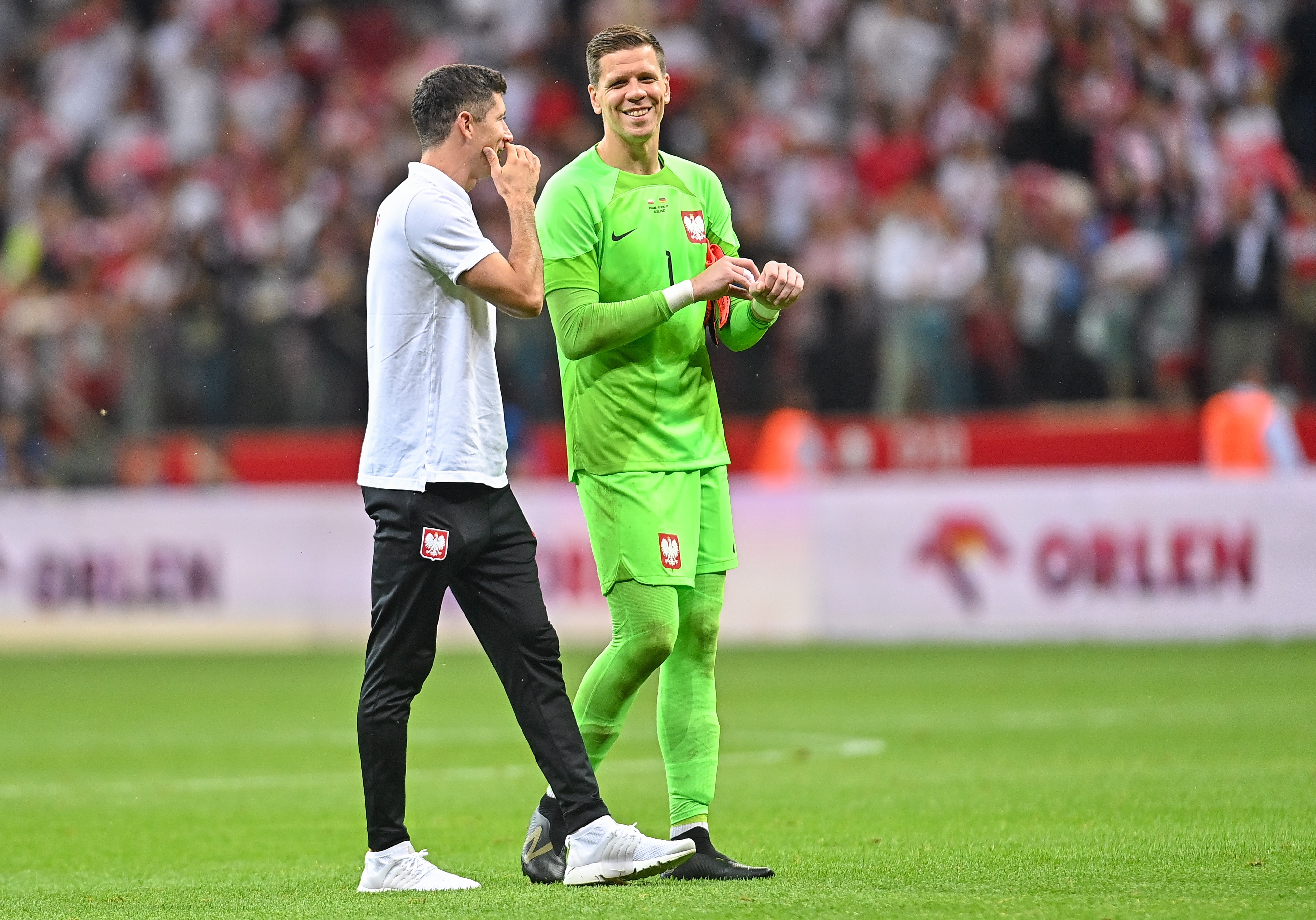  每體：什琴斯尼心態(tài)征服更衣室，還讓隊(duì)友預(yù)測(cè)自己會(huì)送多少點(diǎn)球