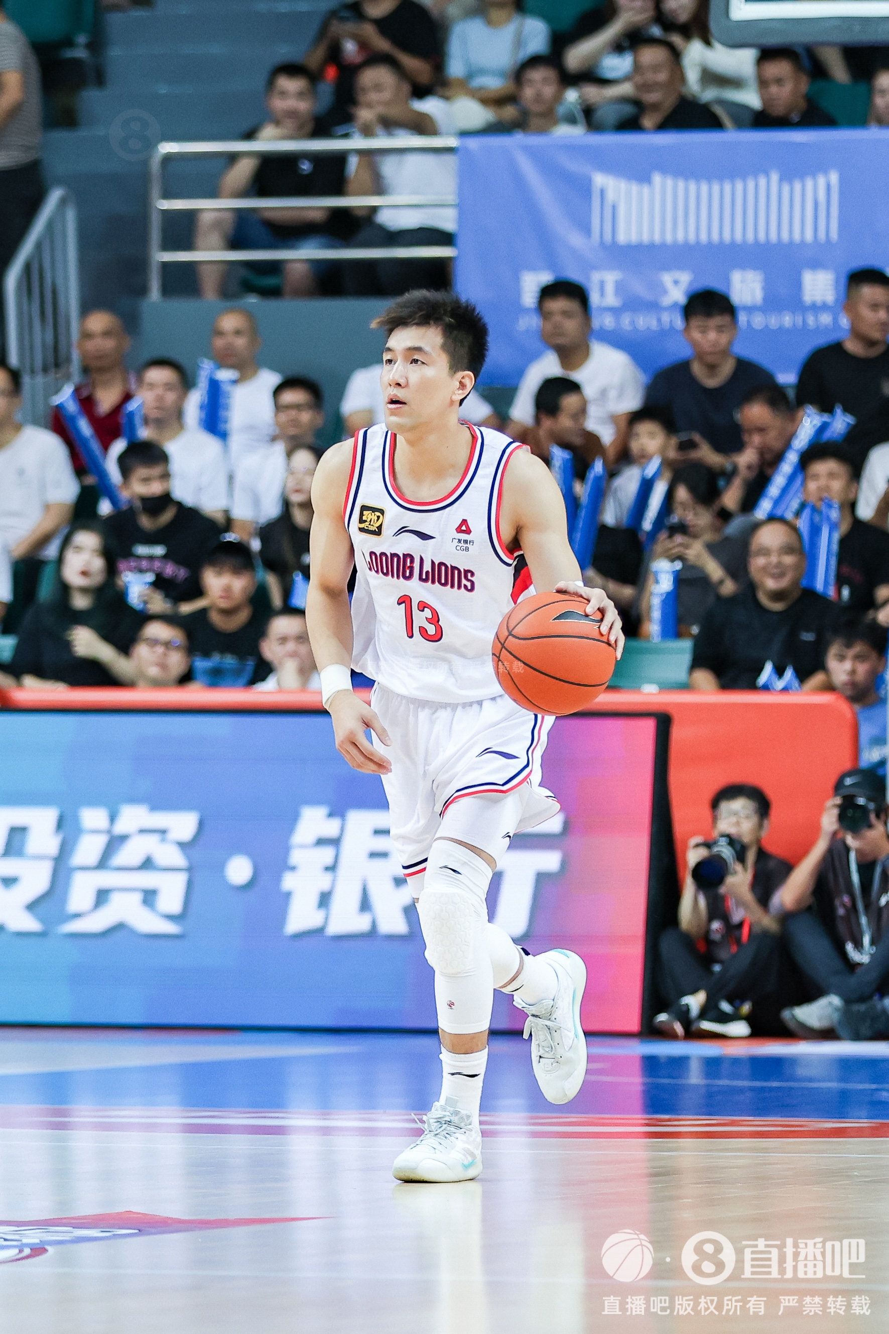  誤傷郭艾倫！麥穗豐：不必對(duì)廣州球員激烈批評(píng) 不可能是故意的