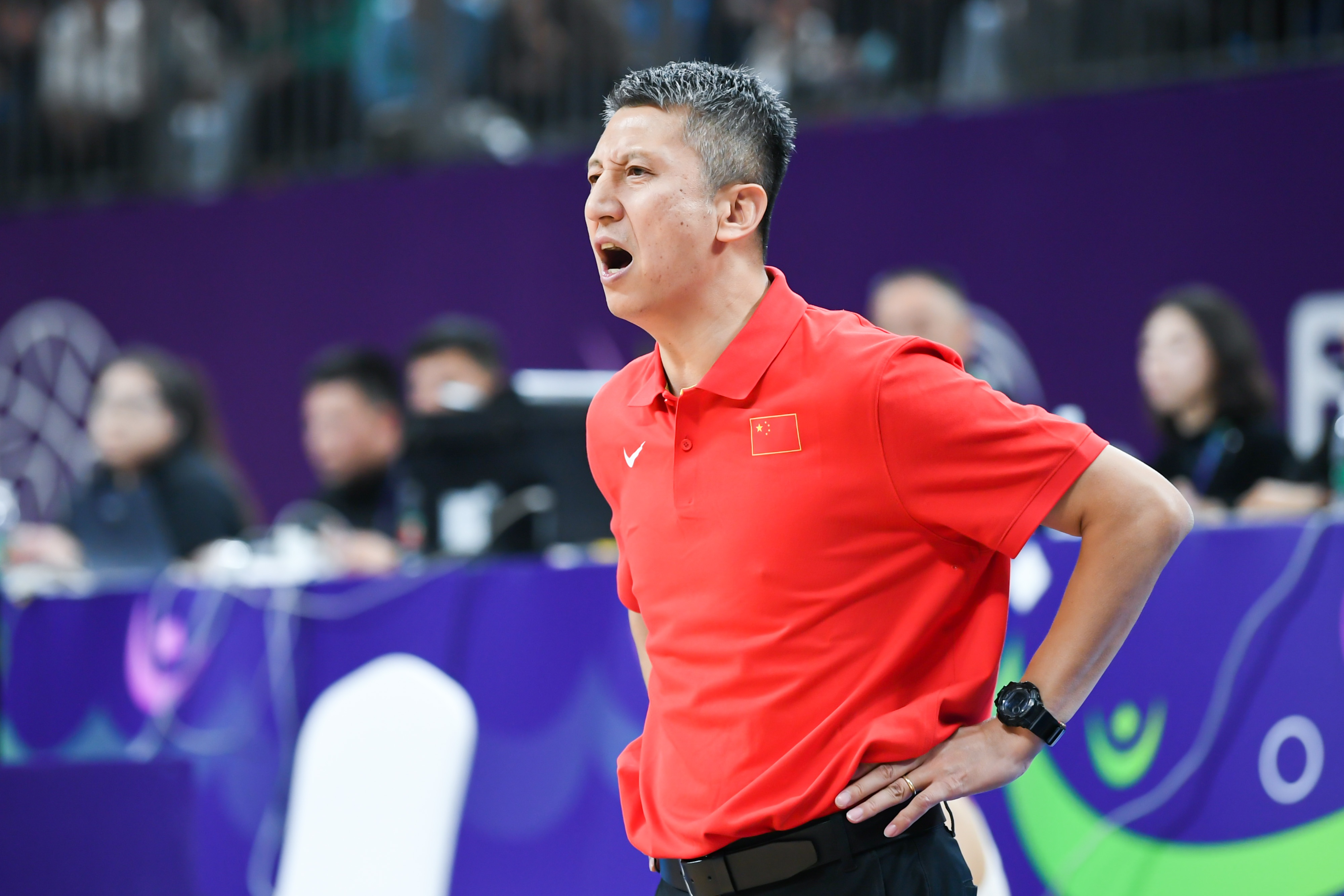  媒體人：沒有一絲懈?。」繌?qiáng)的敬業(yè)精神在國際教練中絕對一流