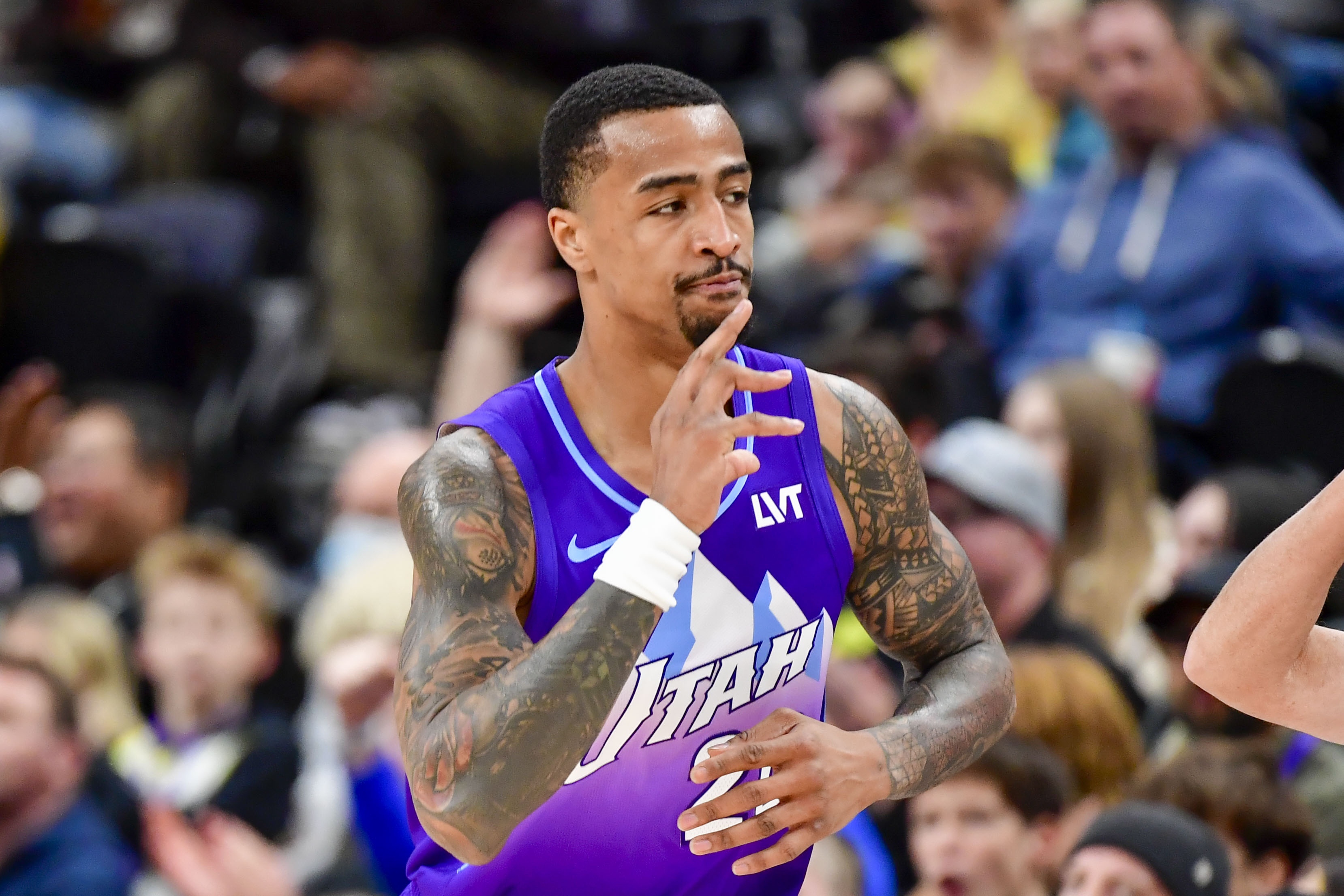  難挽敗局！科林斯18中7拿下21分6板&填滿數(shù)據(jù)欄