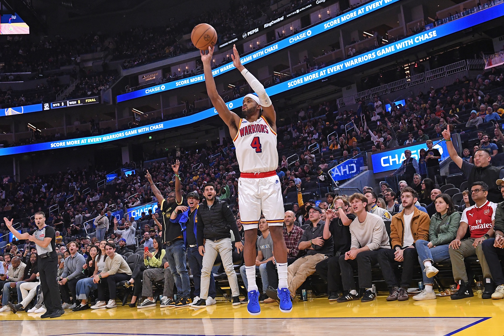  可都是空位啊！穆迪半場三分4投0中 靠罰球拿到5分