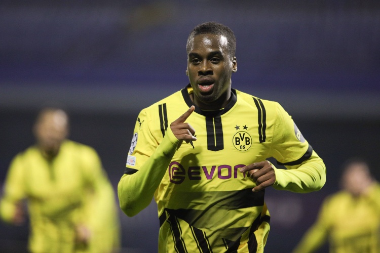  德媒：吉滕斯上周中指接受小手術(shù)，但不會(huì)影響出戰(zhàn)美因茨