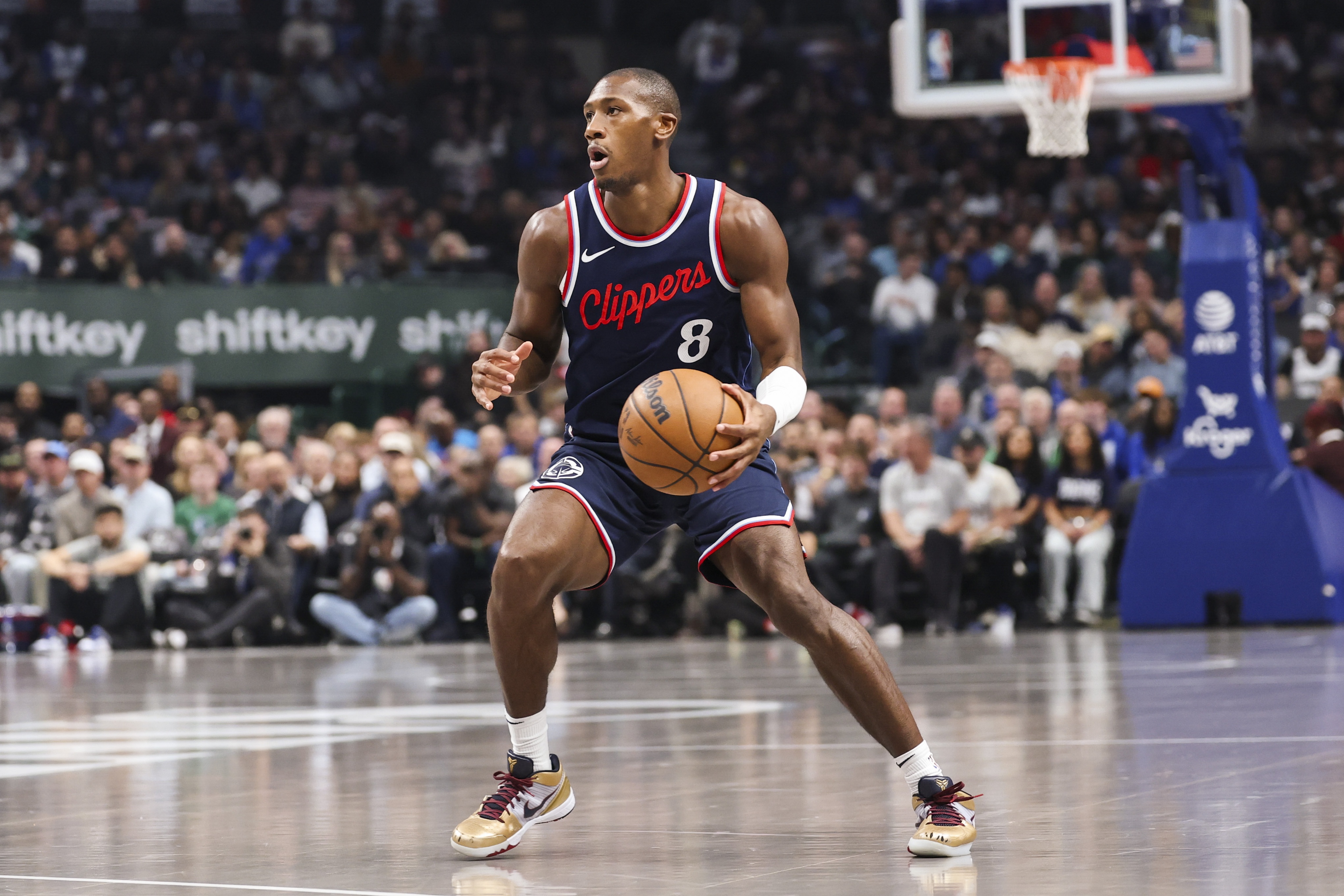  一球不進(jìn)??！鄧恩替補(bǔ)5中0僅拿1分6板5助1斷1帽