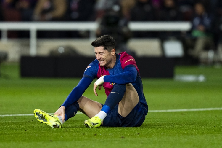  本場4射1正，萊萬生涯4次對陣?yán)古翣栺R斯還從未有參與進球