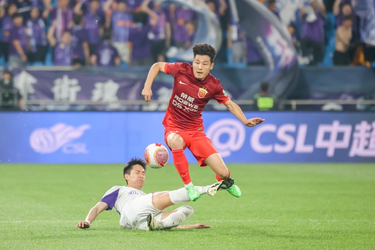  東體：武磊手術(shù)兩個(gè)月后逐步開(kāi)始有球訓(xùn)練 但不意味接近真正復(fù)出