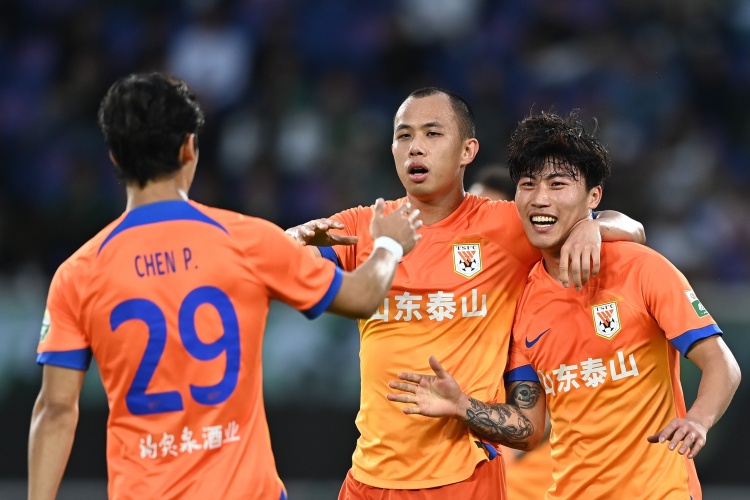  記者更新：黃政宇和謝文能預(yù)計今天抵達梅州，可以出戰(zhàn)本輪中超