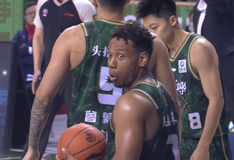  外線很準(zhǔn)！祝銘震6記三分拿下22分6籃板