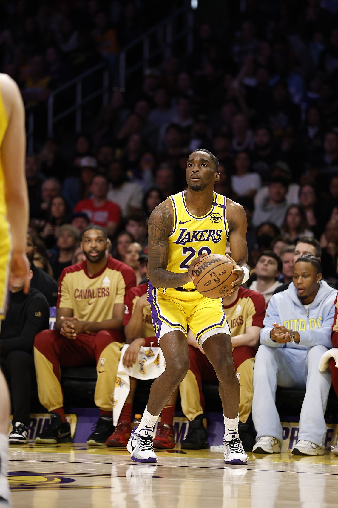  替補(bǔ)驚喜！米爾頓7中5&三分4中2拿到12分2板2助2斷 正負(fù)值+30