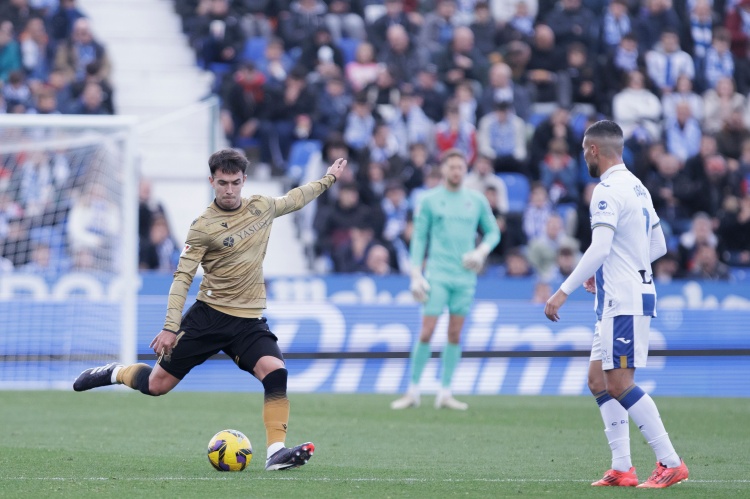  英媒：曼聯(lián)對祖比門迪感興趣，歐聯(lián)杯交手將密切關(guān)注其表現(xiàn)