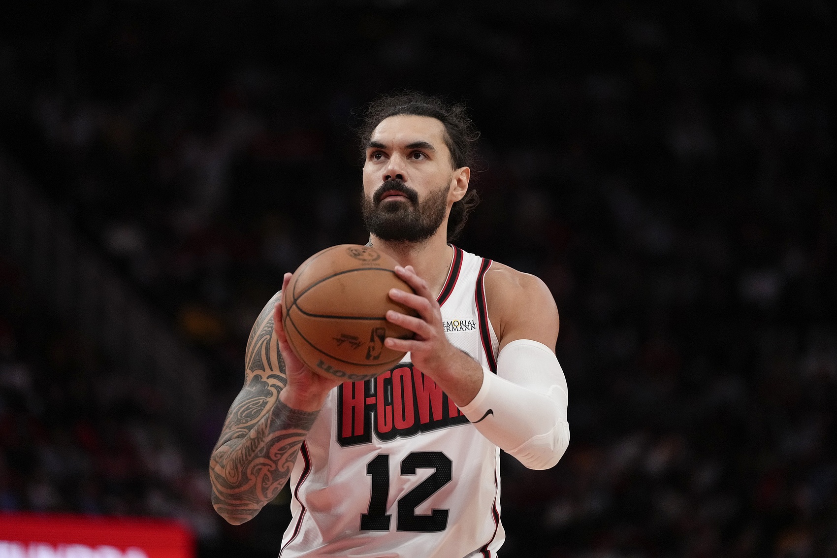  真好用！亞當斯半場替補13分鐘 拿到4分3前場板&正負值+23！