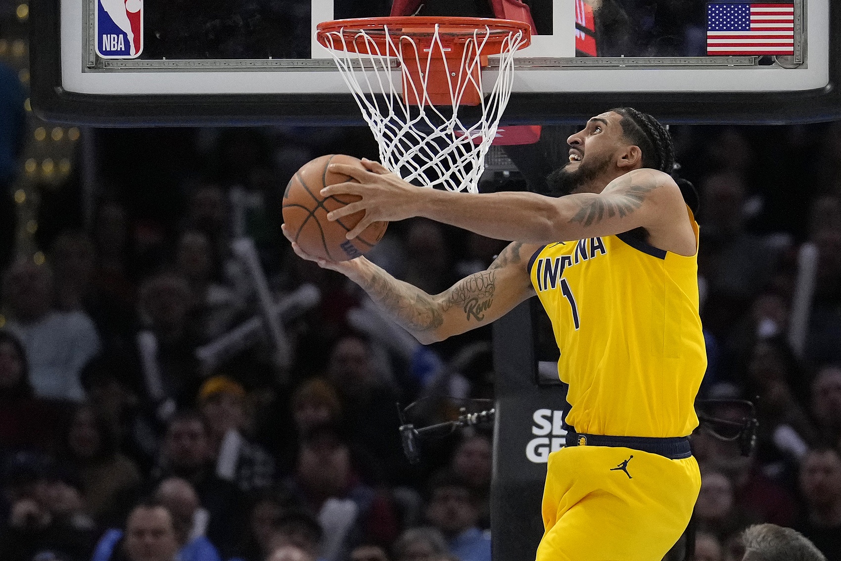  火力全開！托平19中11砍全隊(duì)最高31分外加10板 三分11中6