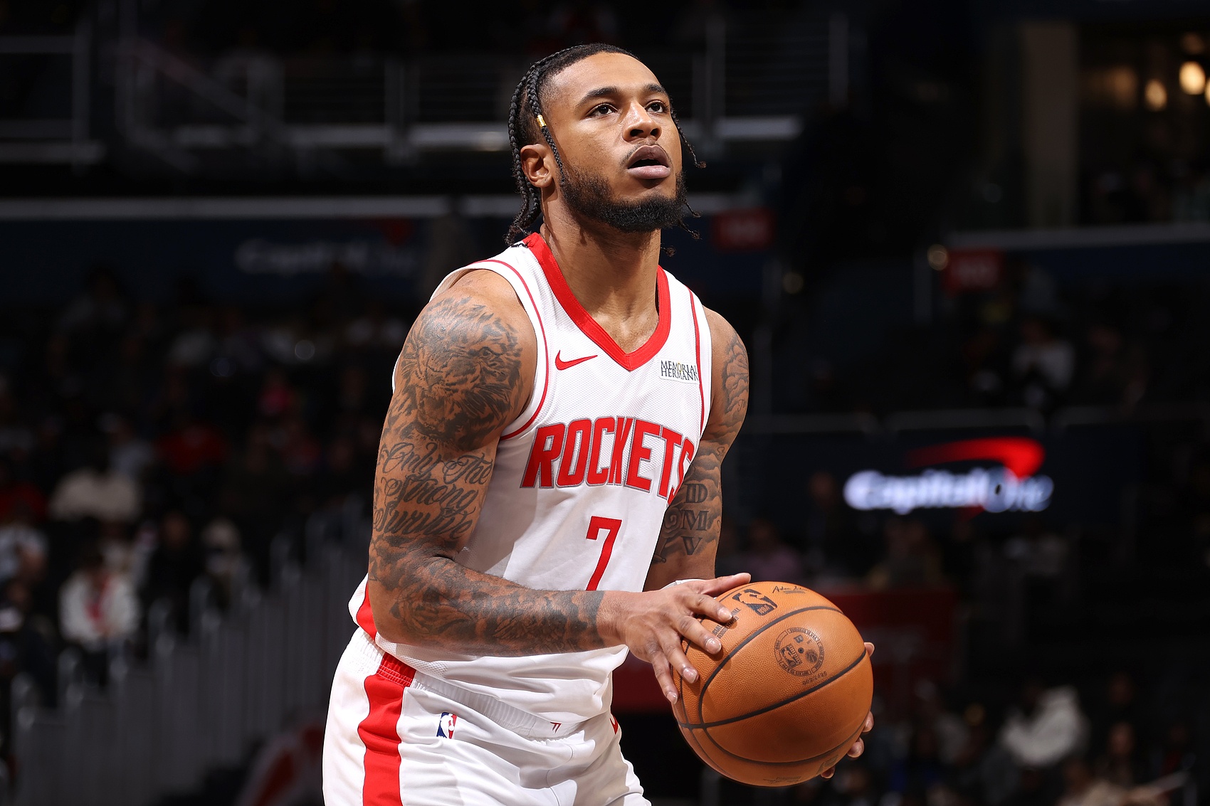  手感不佳！惠特摩爾10投2中&三分5中0 得到4分2板3助