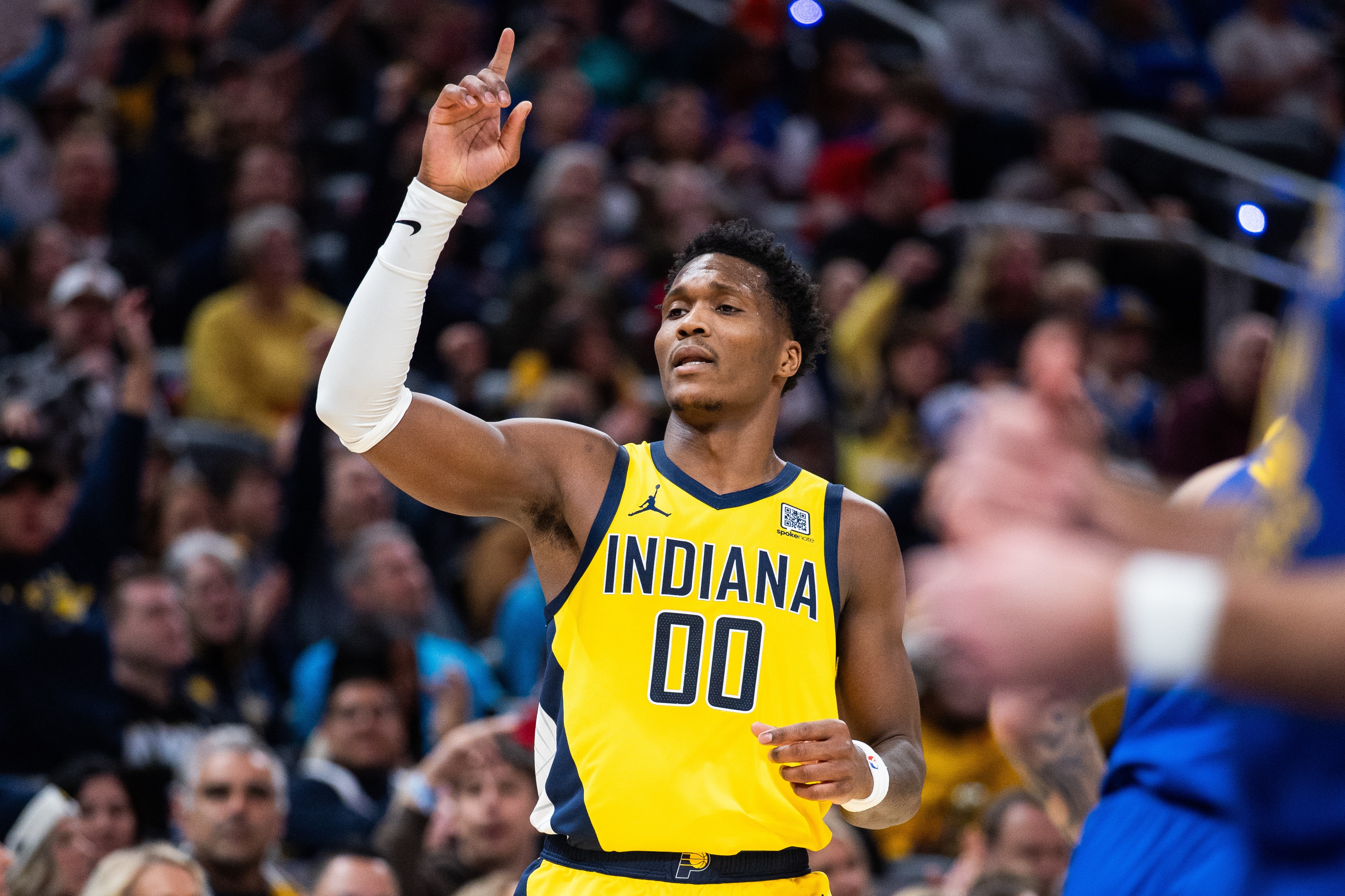  卡萊爾：馬瑟林展現(xiàn)的決心是獲勝關鍵因素 特納今天的表現(xiàn)也很棒