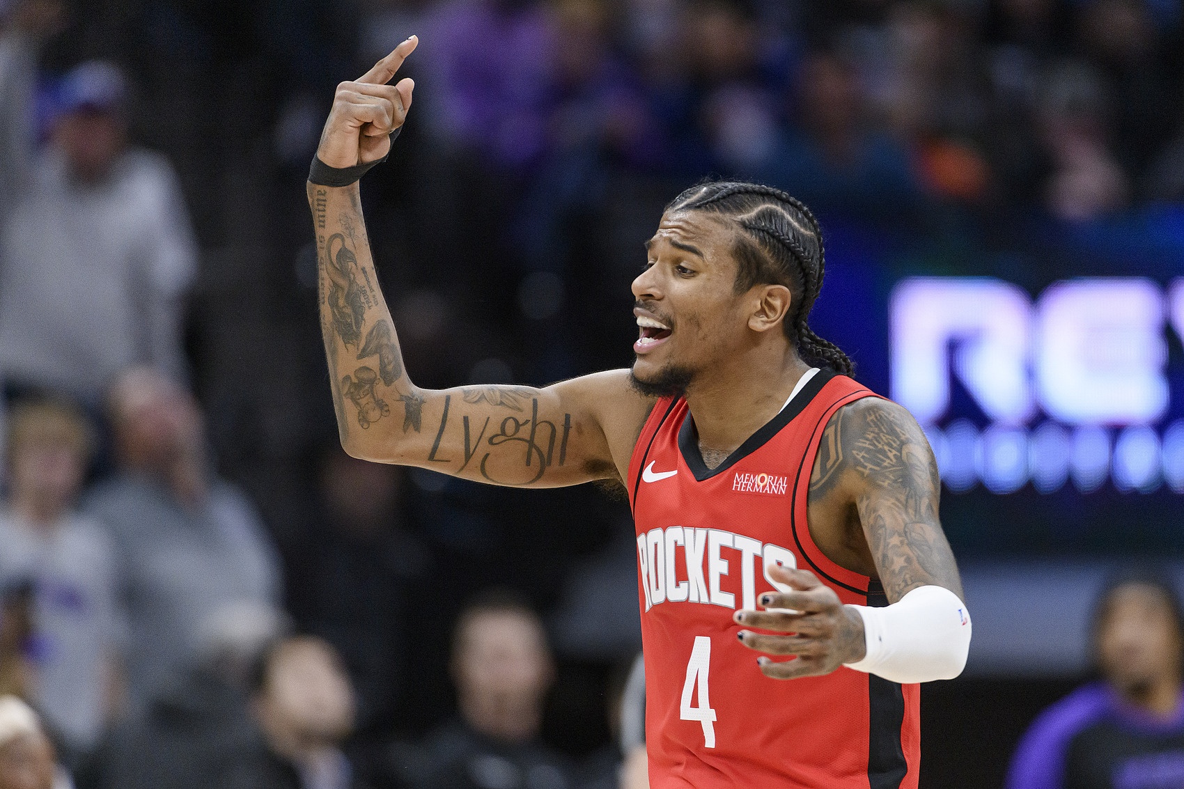  又準(zhǔn)又穩(wěn)！杰倫-格林11中7半場(chǎng)砍下20分 另有4板4助&0失誤