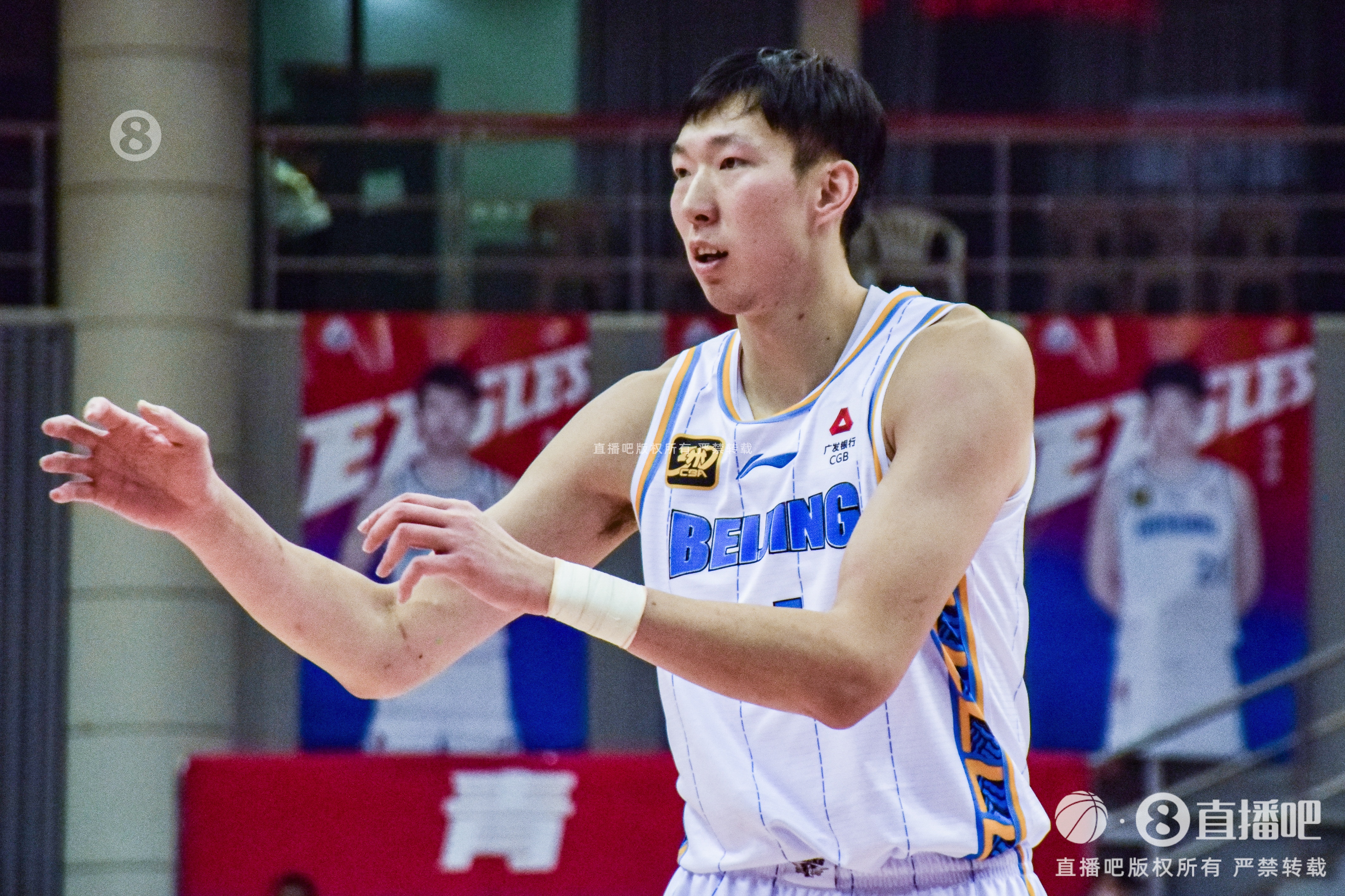  出點(diǎn)小汗！周琦8投6中&罰球4中4 得到16分7板2帽&正負(fù)值+10