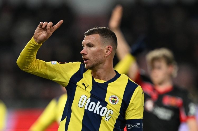  好搭檔！哲科本賽季5個(gè)助攻有4個(gè)是送給恩內(nèi)斯里的