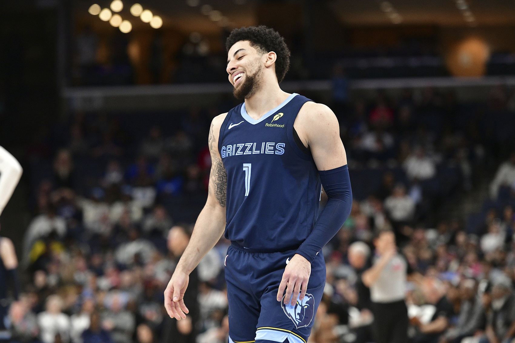  戰(zhàn)舊主很來(lái)勁！小皮蓬半場(chǎng)6中5高效拿下全隊(duì)最高14分外加2板3助