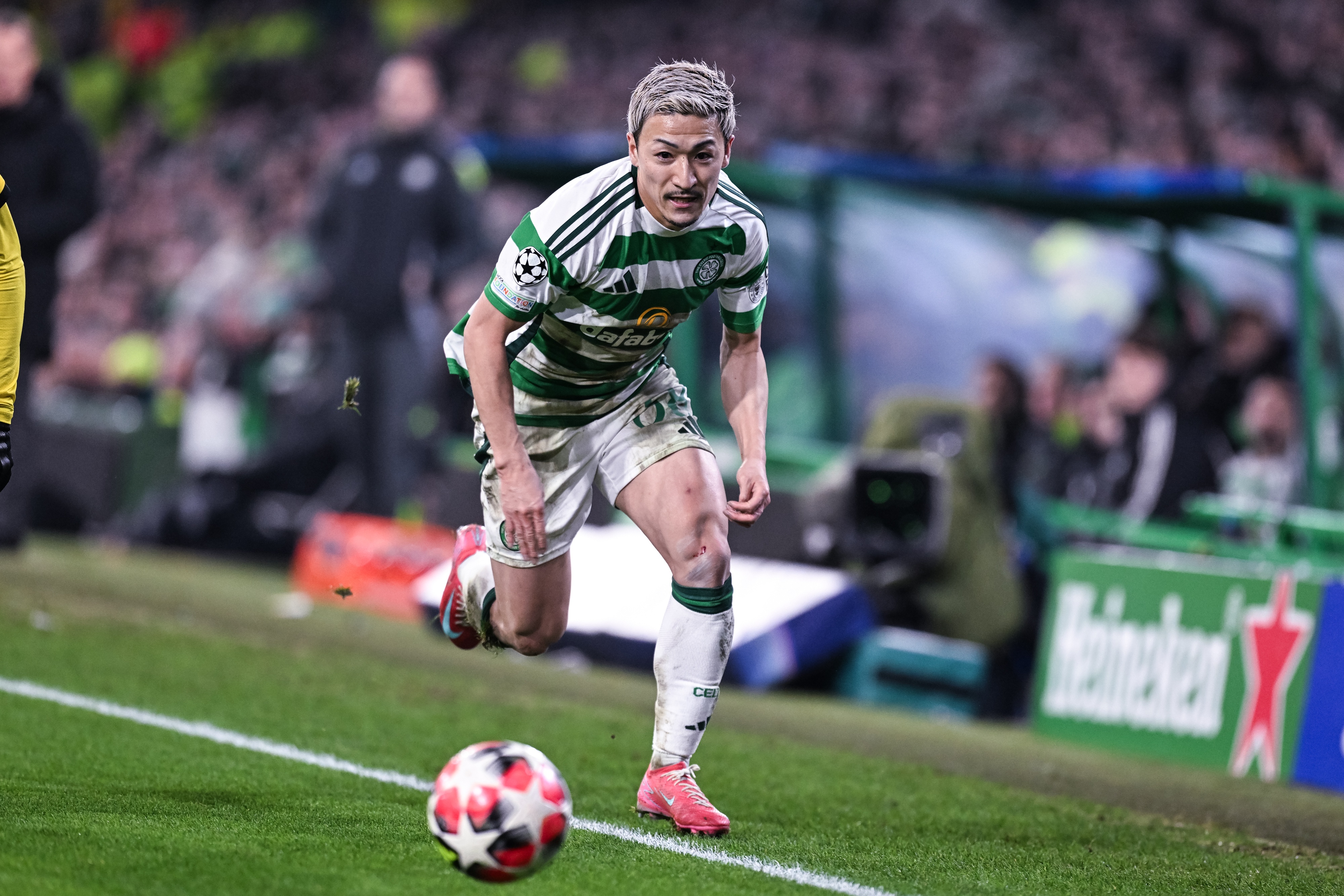  前田大然蘇超完成梅開(kāi)二度，本賽季43場(chǎng)比賽已斬獲30球9助攻