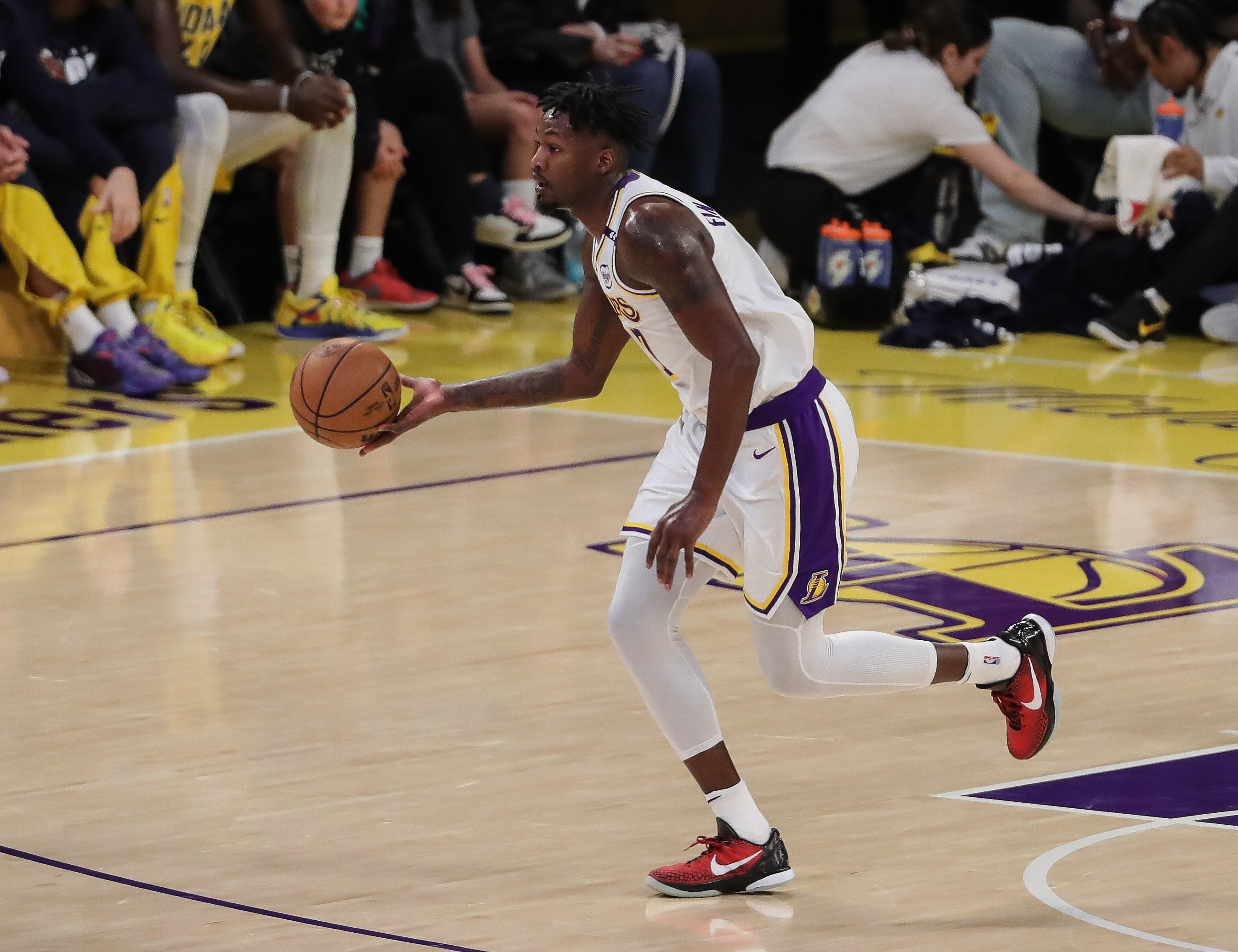  正負值+26貢獻巨大！芬尼-史密斯三分4中3拿14分4板4助&攻防俱佳