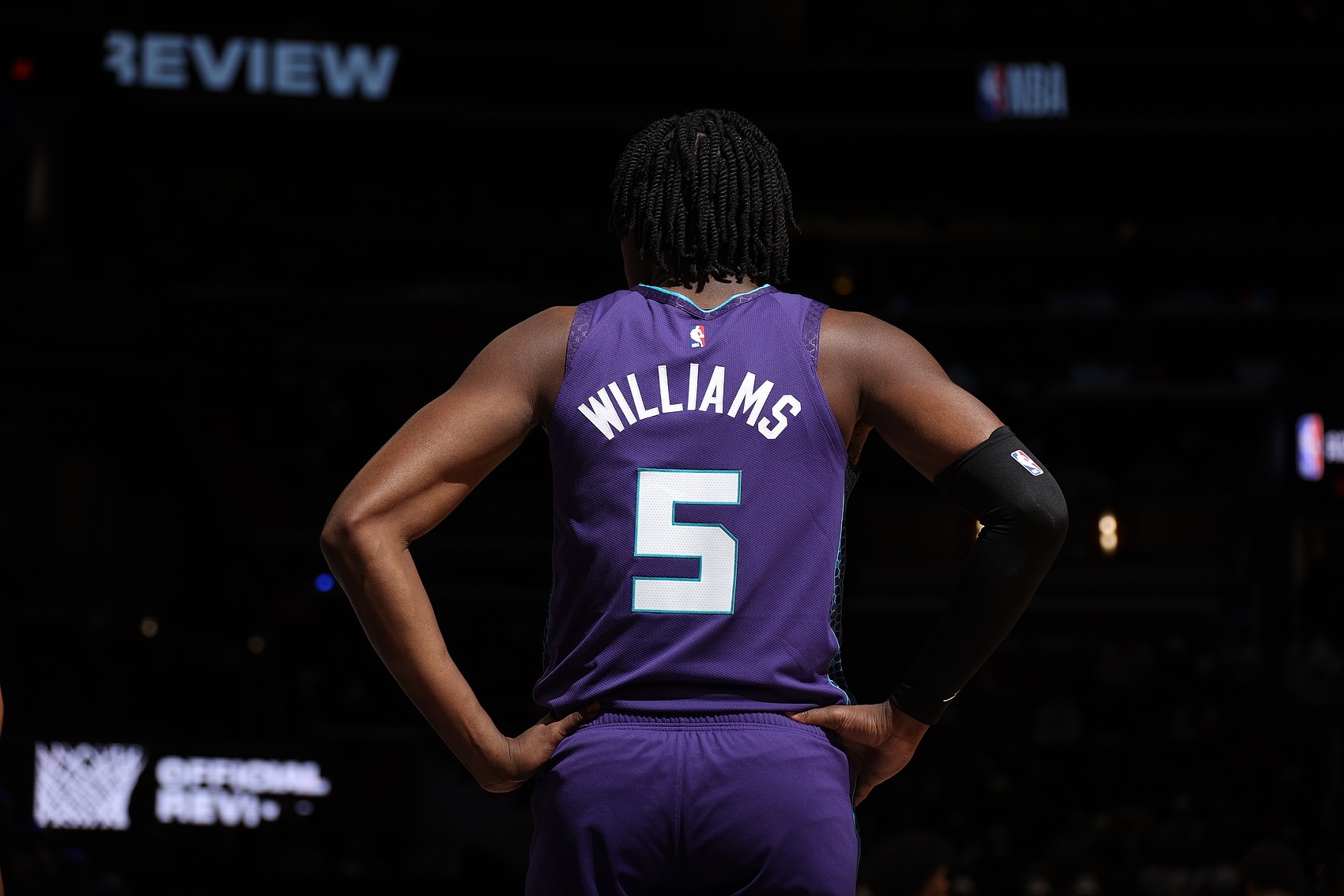  效率偏低！馬威半場7投3中 拿到8分9籃板2助攻1蓋帽