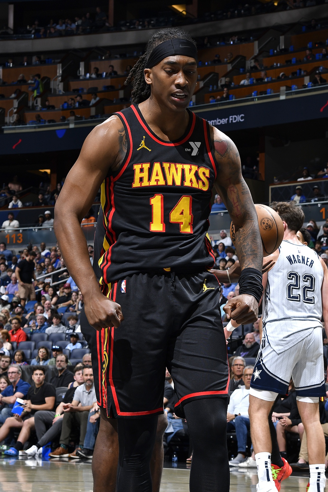  快船舊將！特倫斯-曼恩4中4貢獻(xiàn)12分 三分3中3