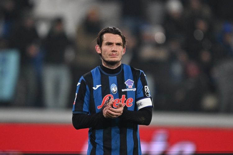  亞特蘭大遭補時點殺，德容恩：關(guān)注足球的人都知道這不是點球