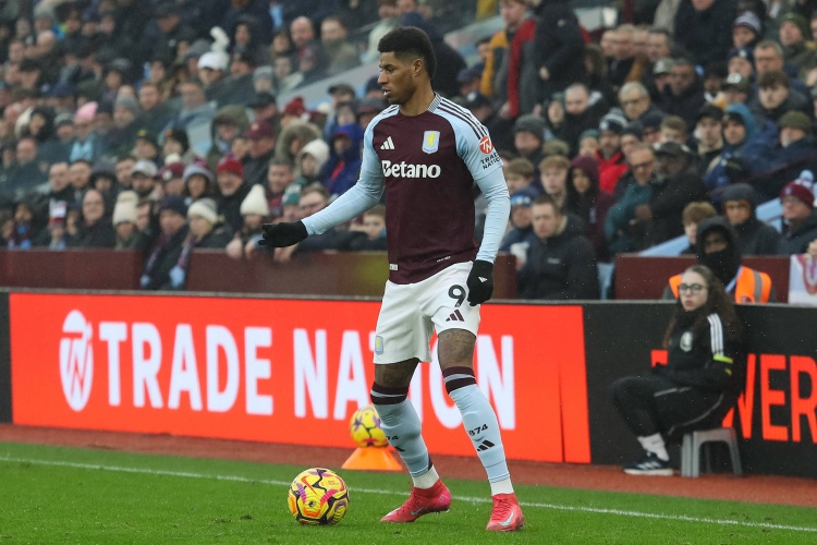  埃梅里：拉什福德踢得既舒服又自信，進(jìn)球?qū)λ约汉颓蜿牰己苤匾? class=