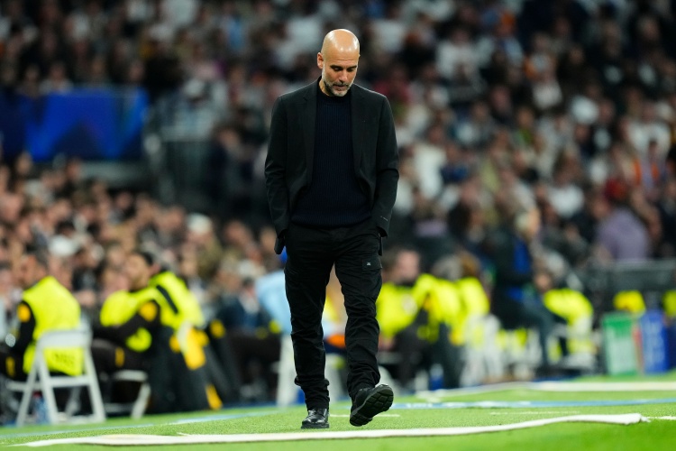  全力爭足總杯？曼城歐冠、聯(lián)賽杯均出局，聯(lián)賽落后榜首17分