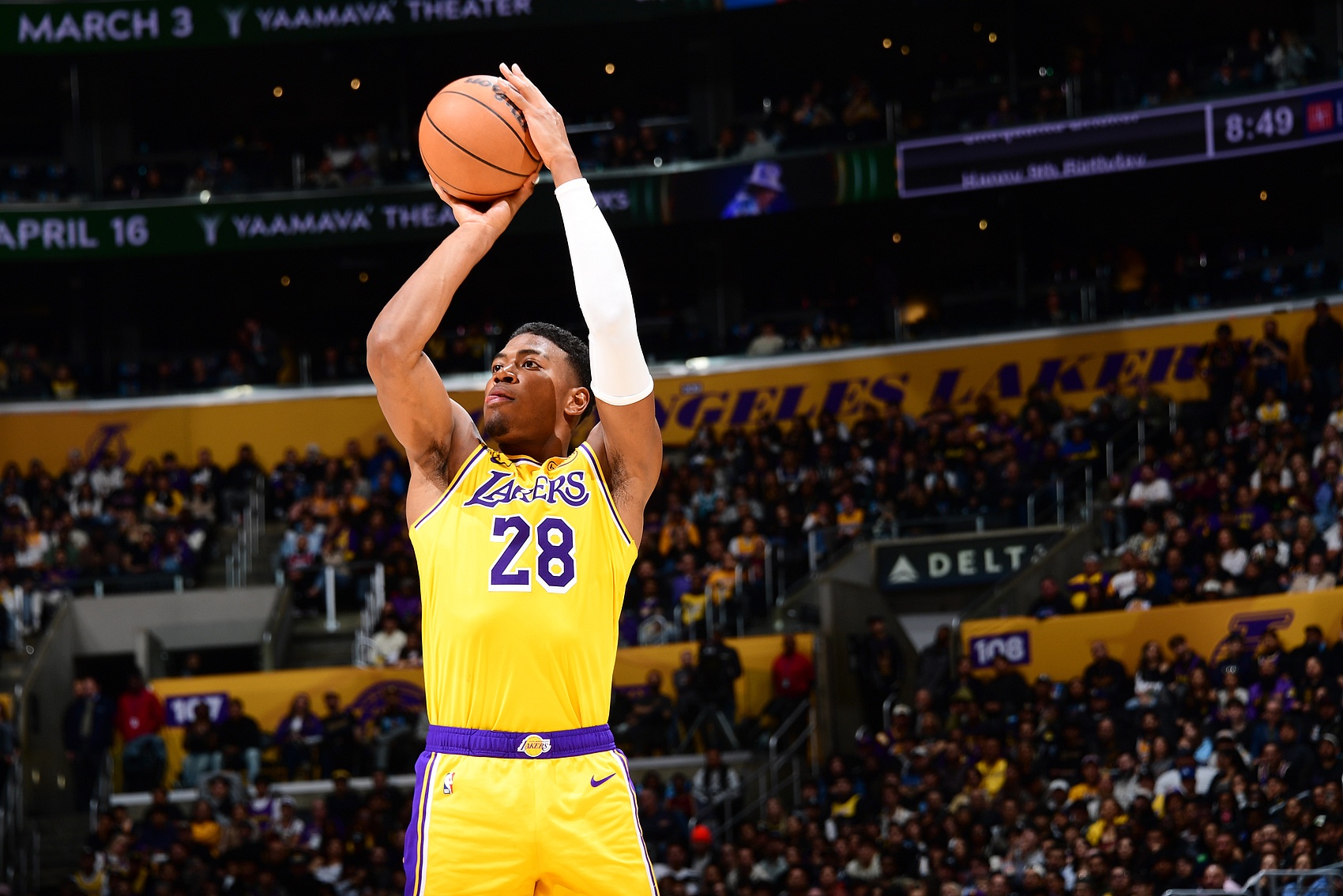  八村塁：我們在防守端做得相當(dāng)出色 這是我們能拿下比賽的關(guān)鍵