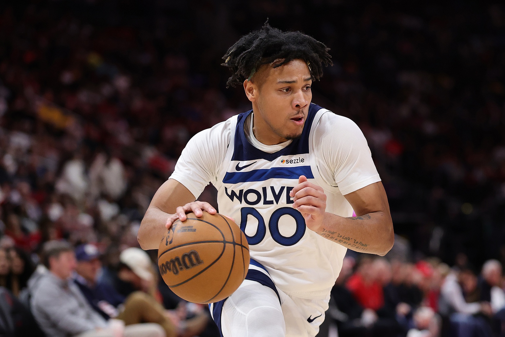  生涯新高！特倫斯-香農(nóng)15中9拿下25分5板 末節(jié)12分