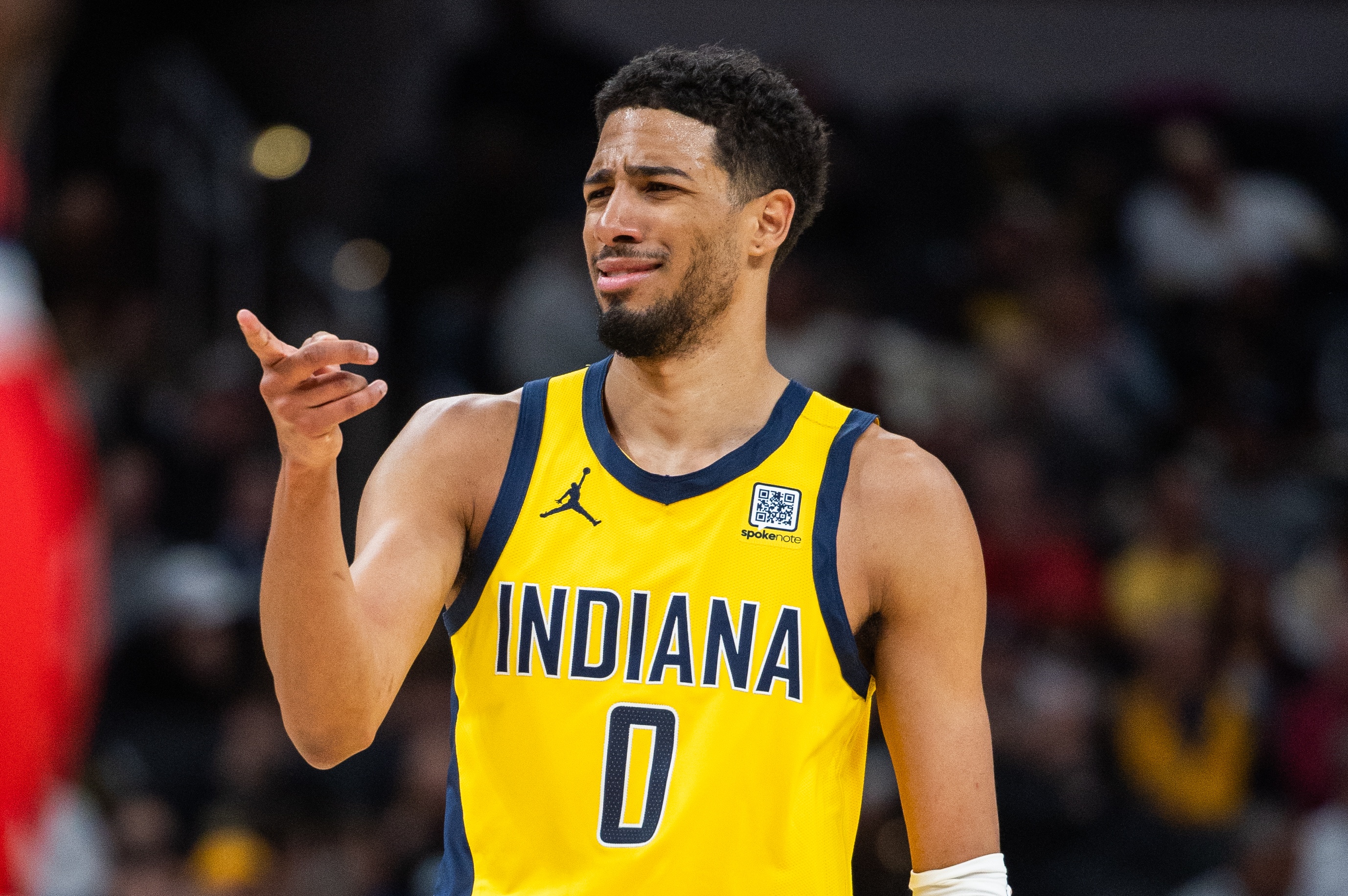  魔法回來(lái)了！哈利伯頓5記三分拿下28分15助 正負(fù)值+20