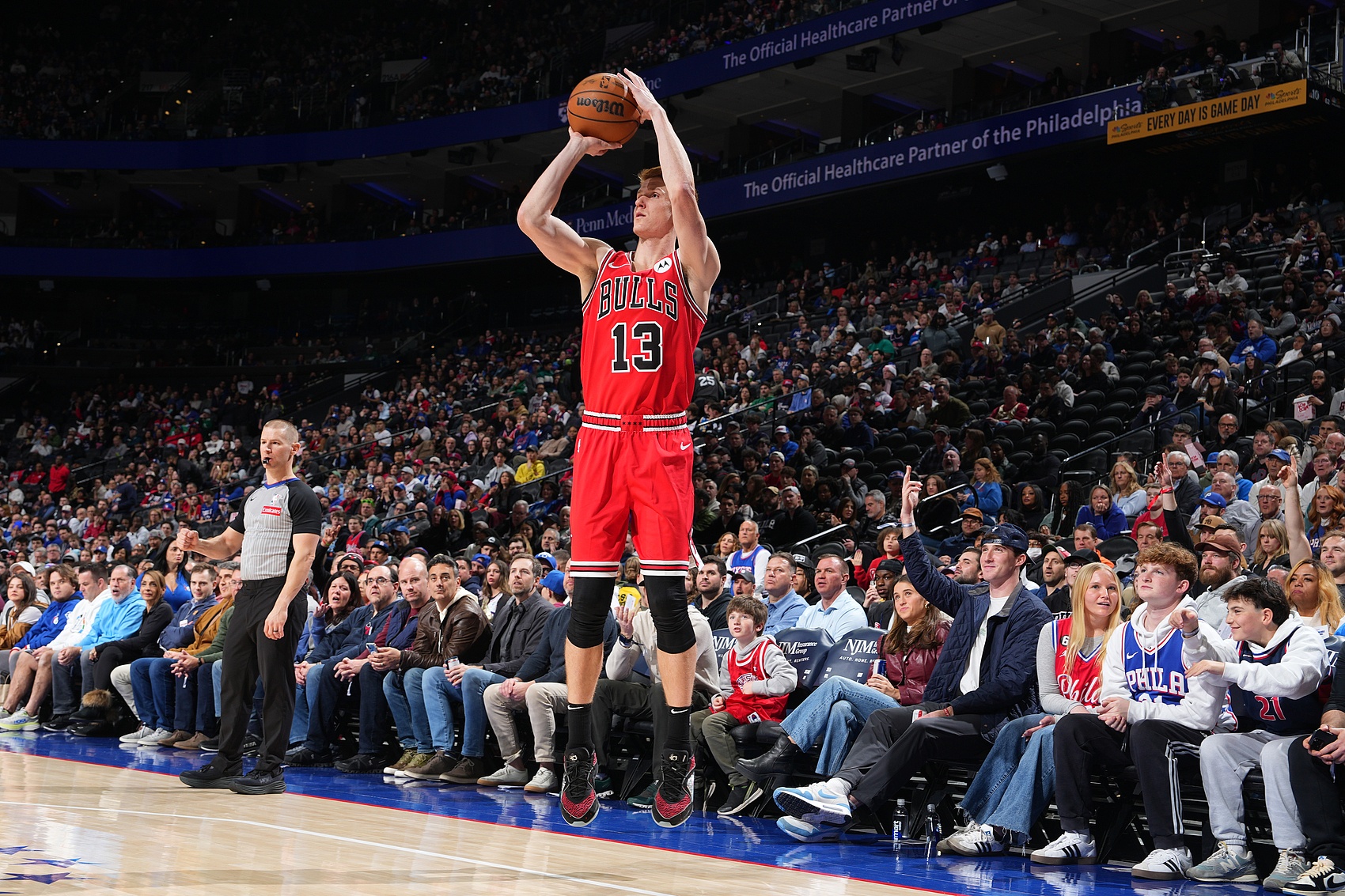  末節(jié)3記三分個(gè)個(gè)關(guān)鍵！許爾特17中8&三分10中5砍21分6板5助