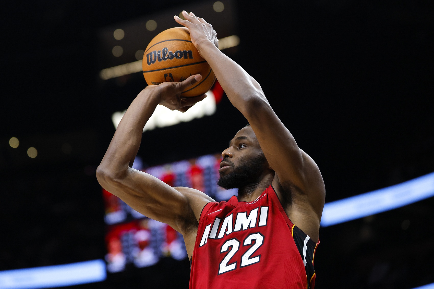  維金斯熱火生涯前10場比賽合計(jì)193分 為詹姆斯后最多