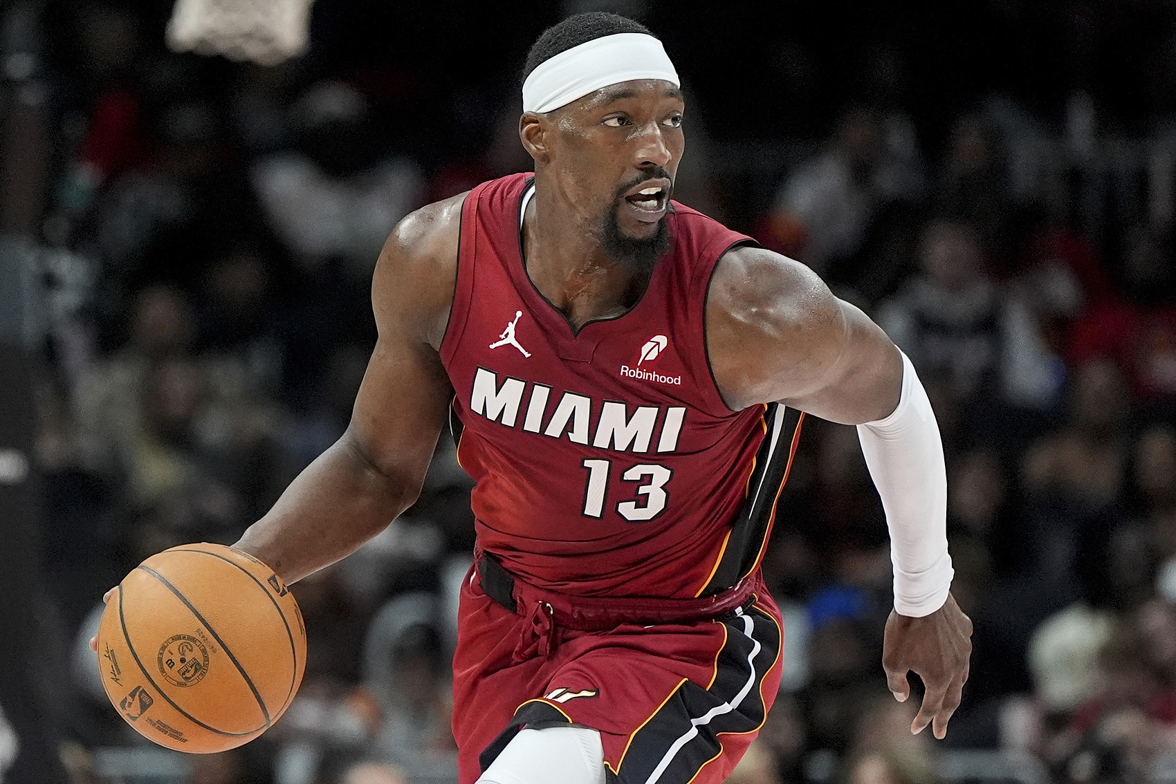  正負(fù)值+22冠絕全場(chǎng)！阿德巴約9中4拿到12分10板4助3斷