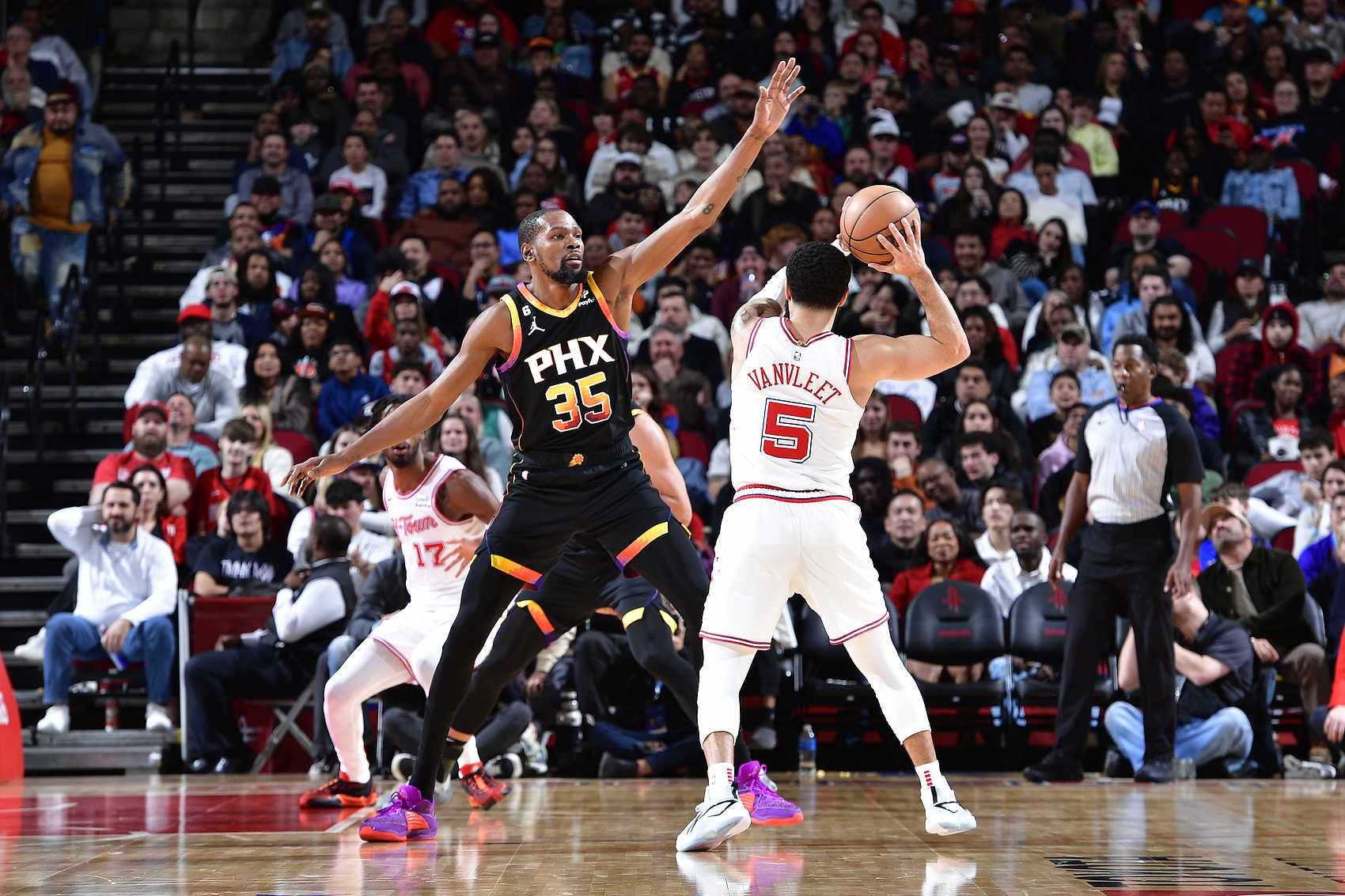  休賽期KD爭(zhēng)奪戰(zhàn)前瞻：俠火熱尼誰(shuí)的報(bào)價(jià)更香？火箭想要就穩(wěn)了？