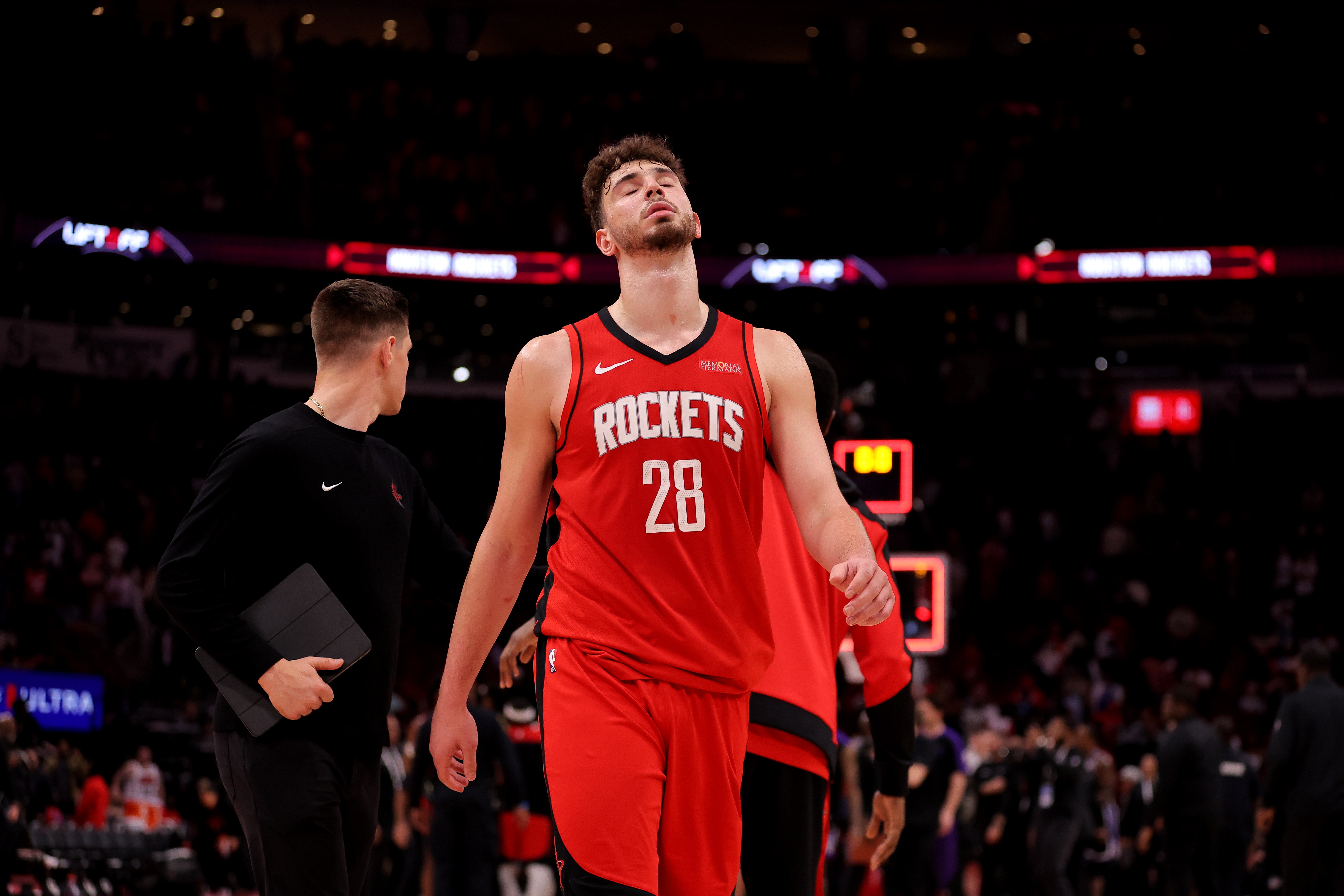  申京：罰球是心態(tài)問題 我需要更加專注才行