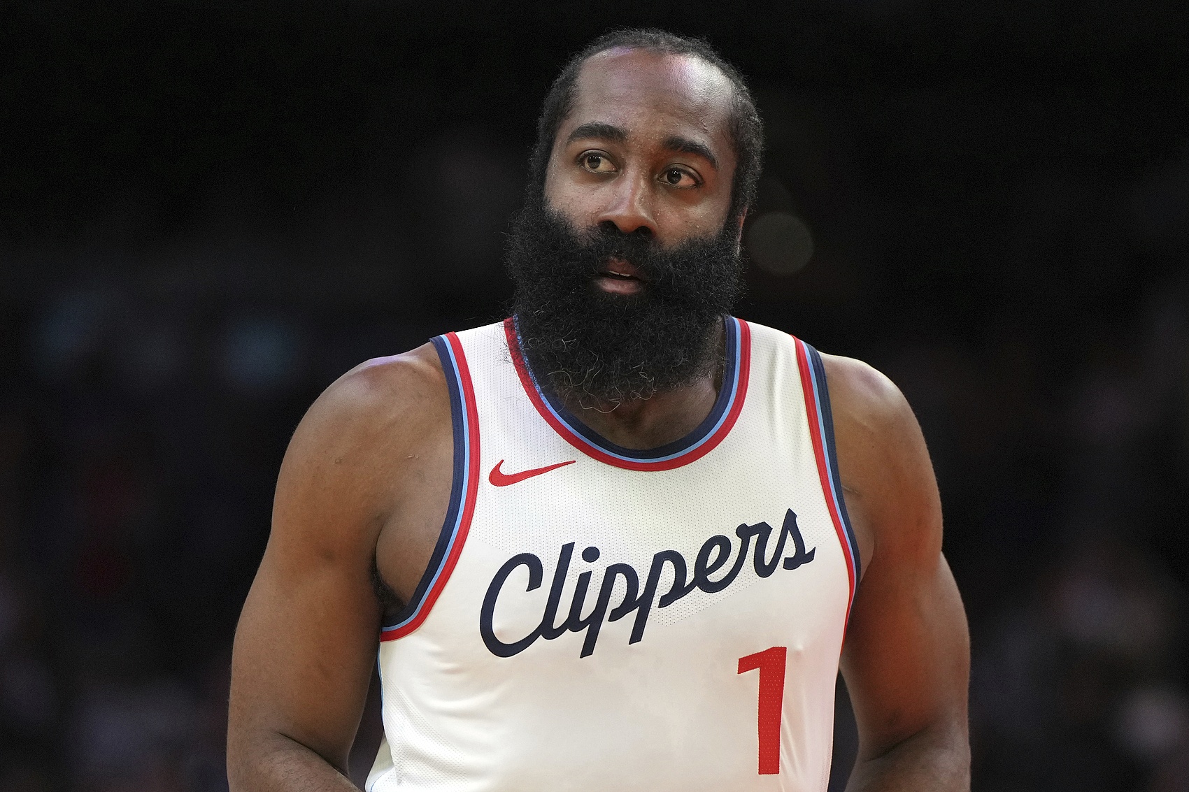  盧：哈登被多特撞了之后幾乎無法移動(dòng) 本想換下他 但他想繼續(xù)打